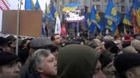 Оппозиция вместе с активистами Евромайдана пикетирует центральные телеканалы